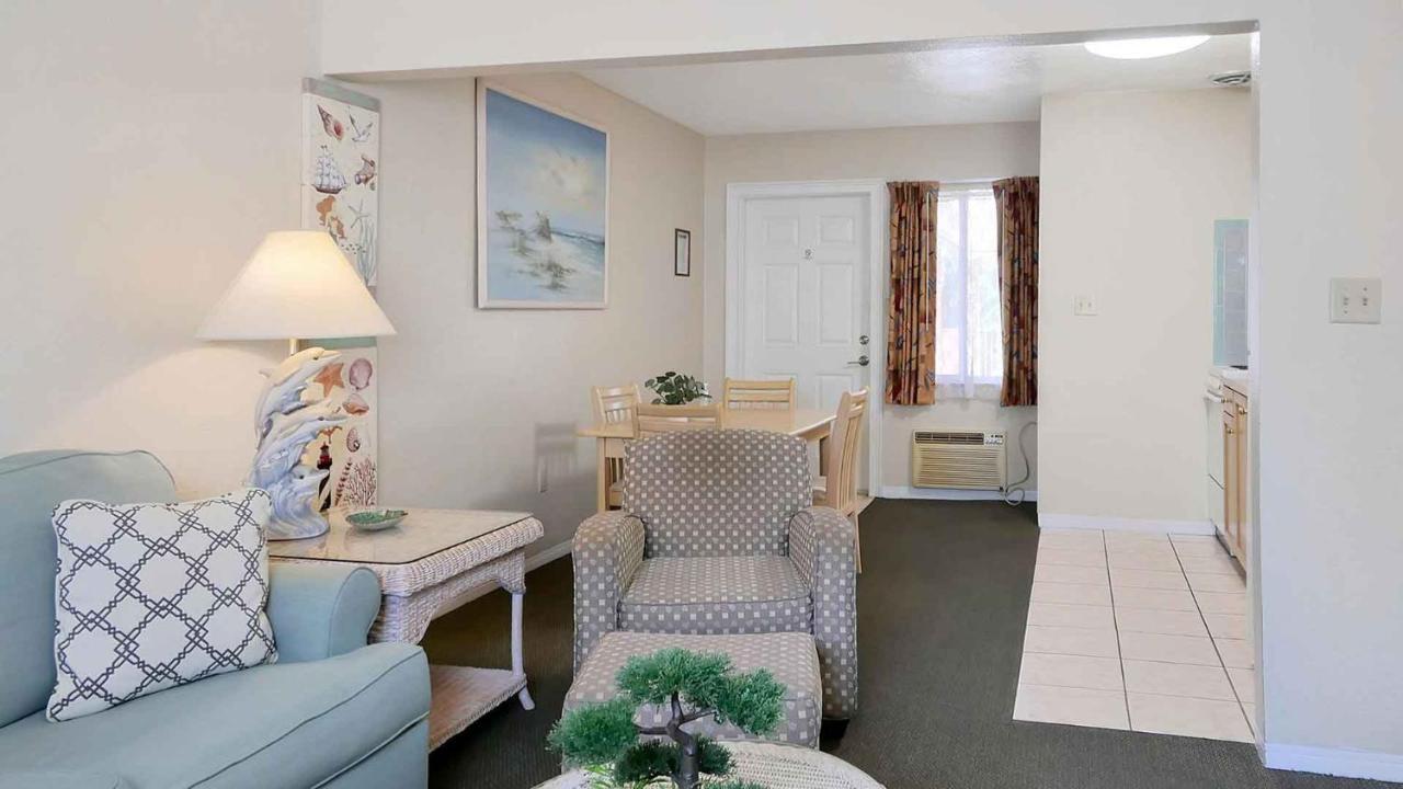 Carlton House Motel And Suites St. Pete Beach Luaran gambar