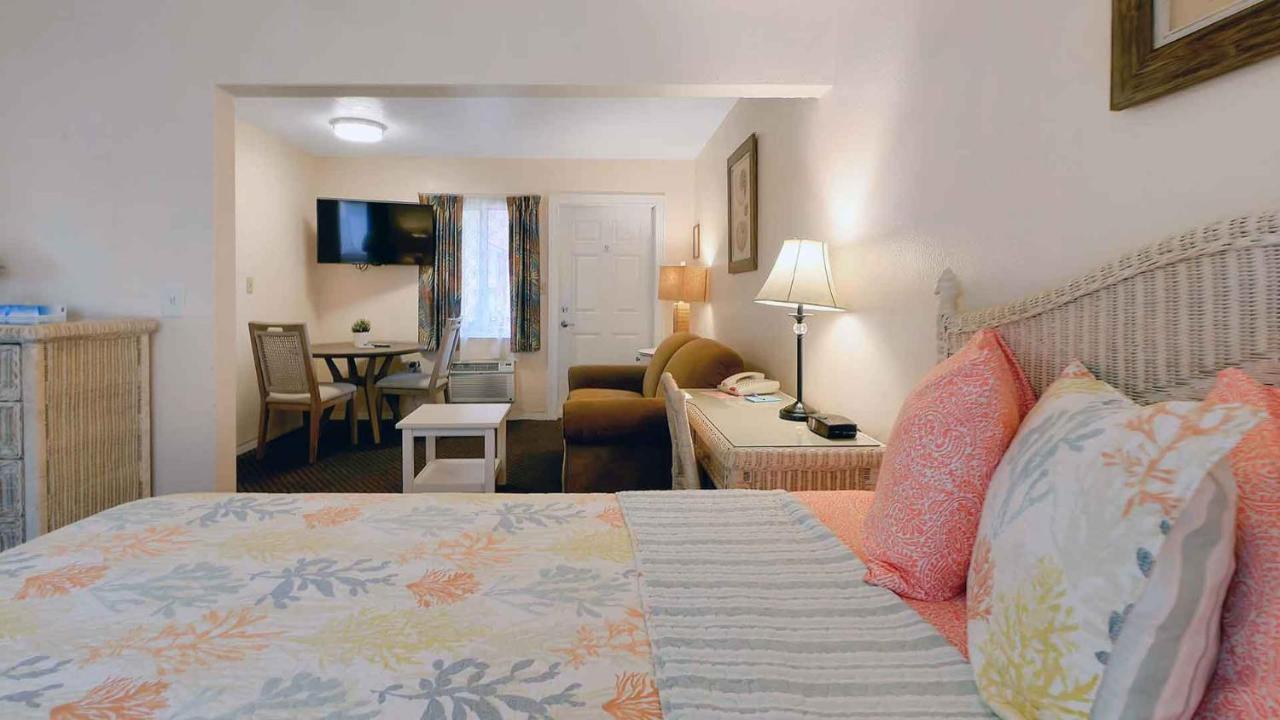 Carlton House Motel And Suites St. Pete Beach Luaran gambar